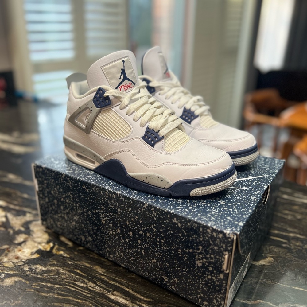 Jordan 4 Retro Midnight Navy Size 11